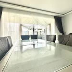 Apartamento 4friendscoresibrasov T *