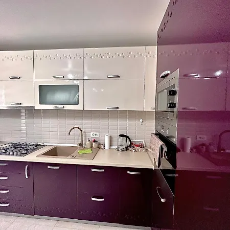 4friendscoresibrasov T Apartamento